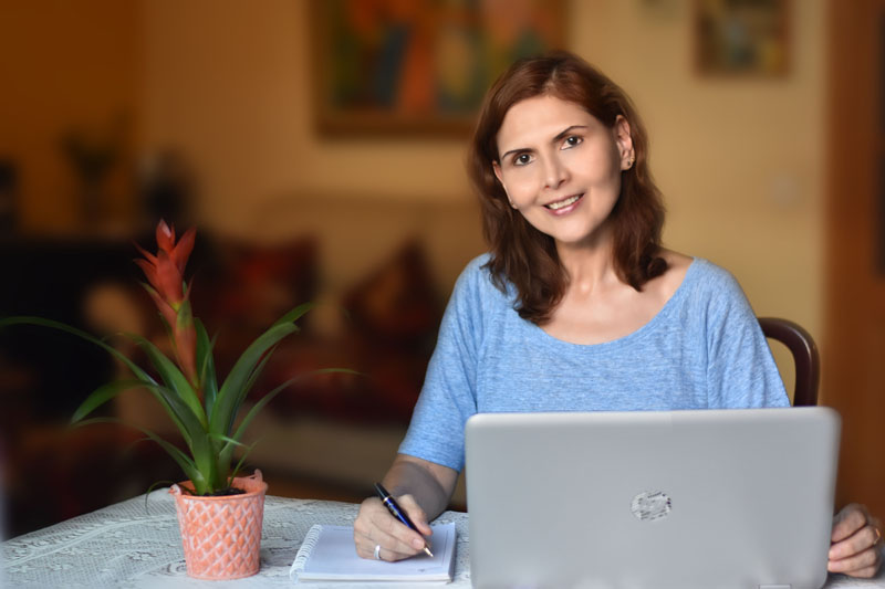 CONTACTO Angélica Sánchez Moreno
